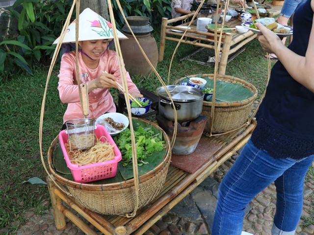 ビンフンリバーサイド・リゾート＆スパで提供されるベトナム料理